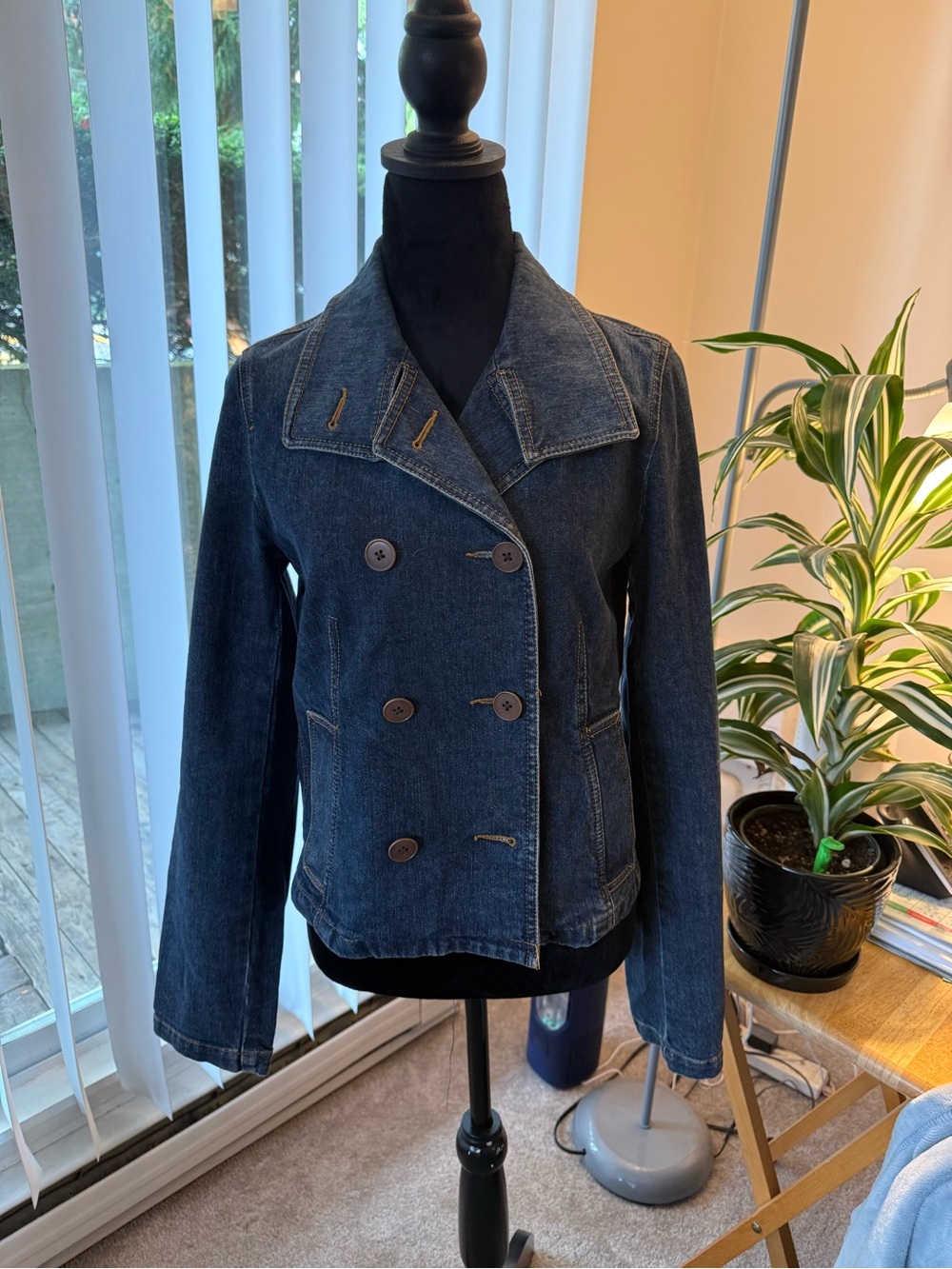 Women's Denim Double-Breasted Jacket in Blue